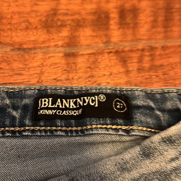 Blank NYC Skinny Classique Jeans - Picture 4 of 8